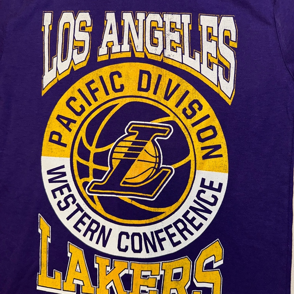 Kids LA Lakers Medium Size 8 / 10 - Short-Sleeve NBA Tee T-shirt NWT, Purple - Picture 8 of 8